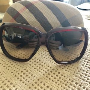 Burberry oversized sunglasses